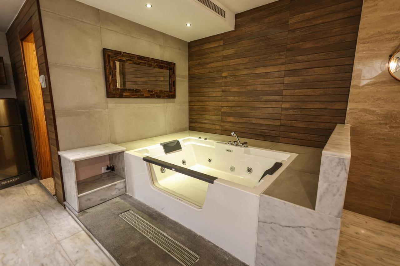 Delora Hotel And Suites Chtaura Bagian luar foto